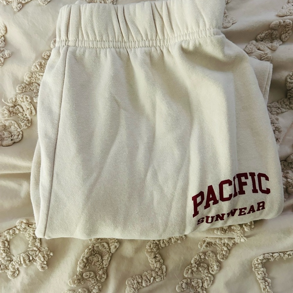 PacSun Off-White Sweatpants